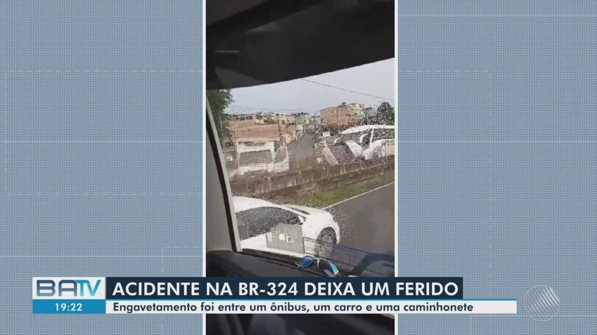 Engavetamento Entre Carro Nibus E Caminhonete Deixa Um Ferido Bahia