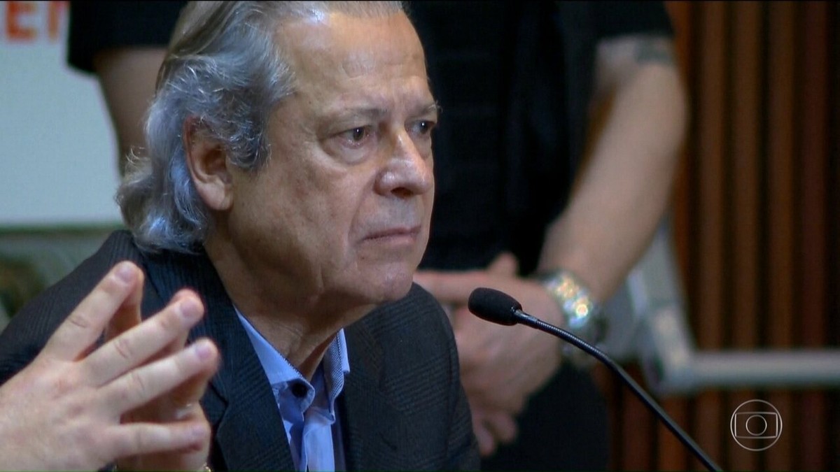 TRF 4 nega recurso e mantém pena de José Dirceu em mais de 30 anos na