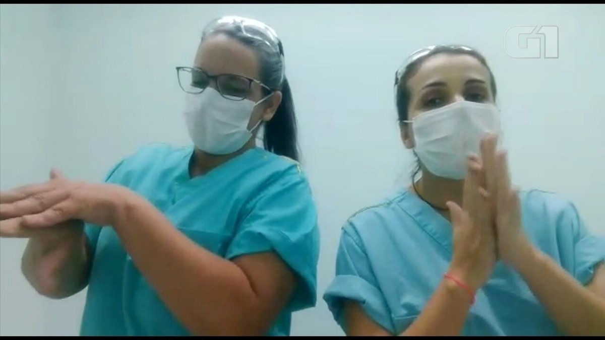 Em Par Dia Do Hit De Iza Funcion Rias De Hospital Falam Sobre