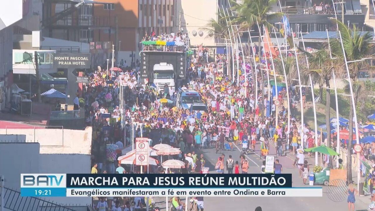 Marcha Para Jesus Re Ne Multid O Na Orla De Salvador Bahia G