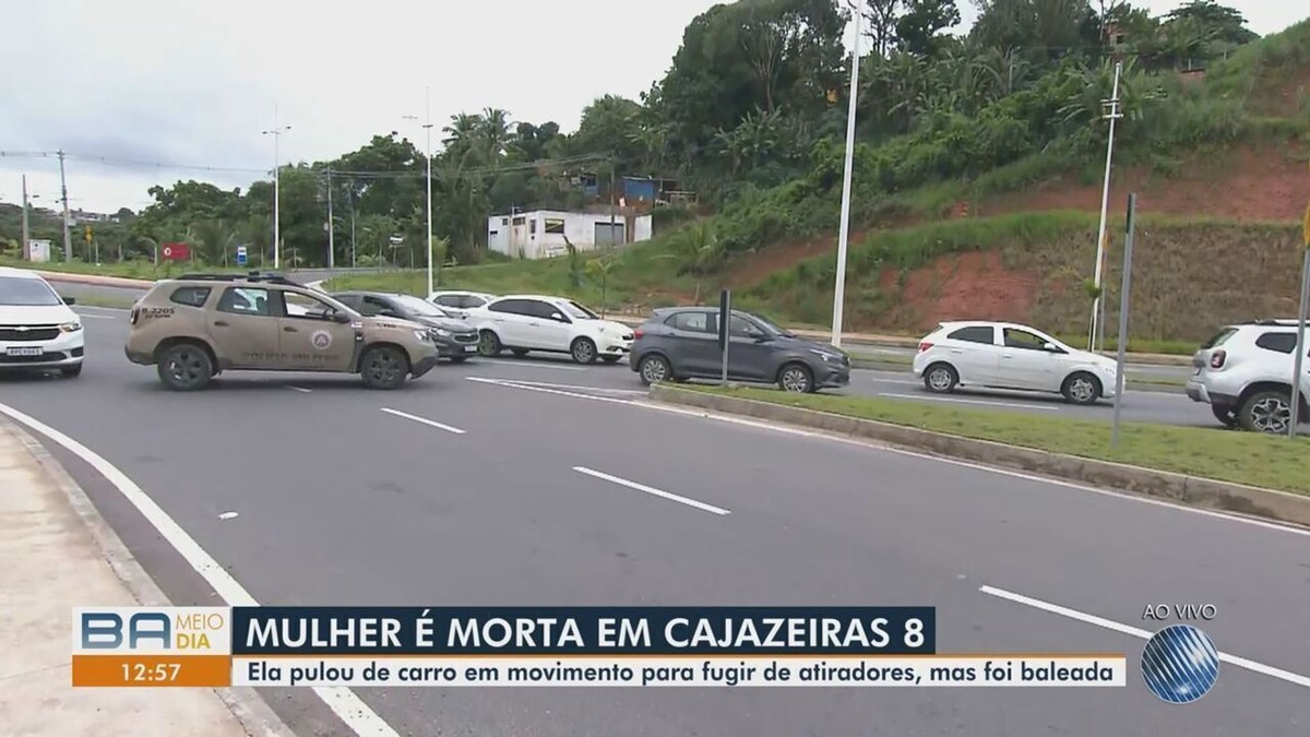 Mulher Morta A Tiros Ap S Pular De Carro Em Movimento E Ser