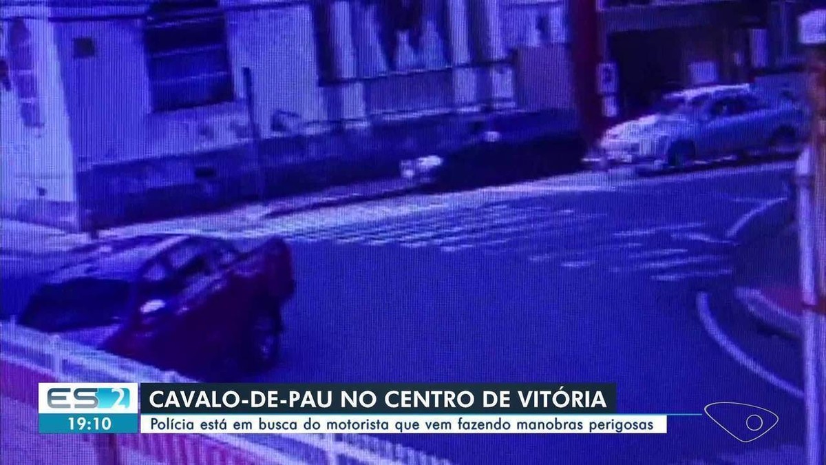 Carro Usado Para Fazer Manobras Perigosas Identificado Pela Guarda De