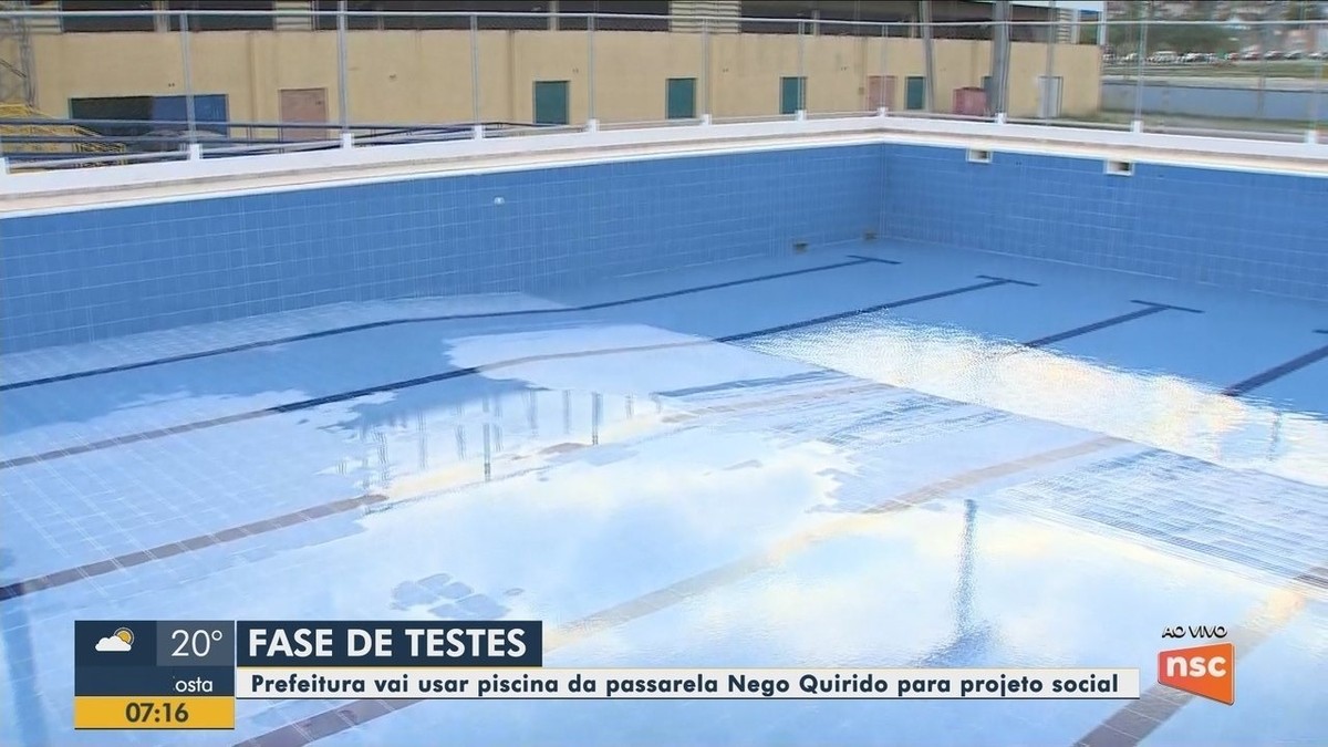 Ap S Mais De Anos Sem Uso Piscina Na Passarela Nego Quirido Em