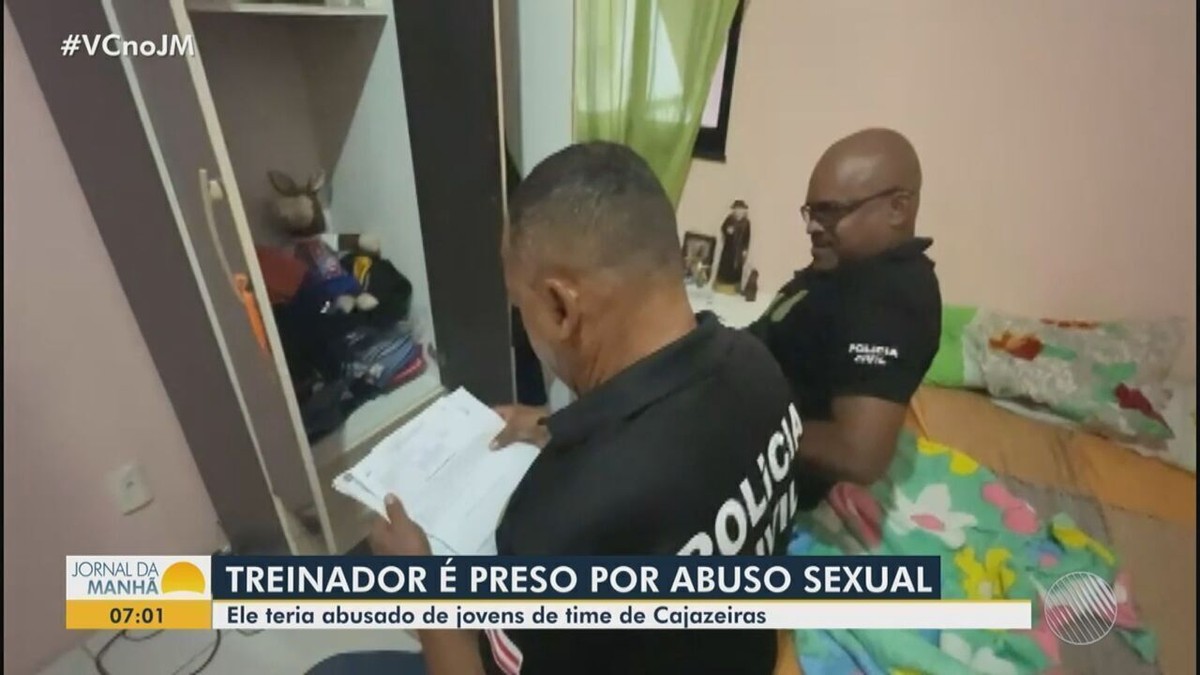 T Cnico De Time De Futebol Preso Suspeito De Abuso Sexual Contra