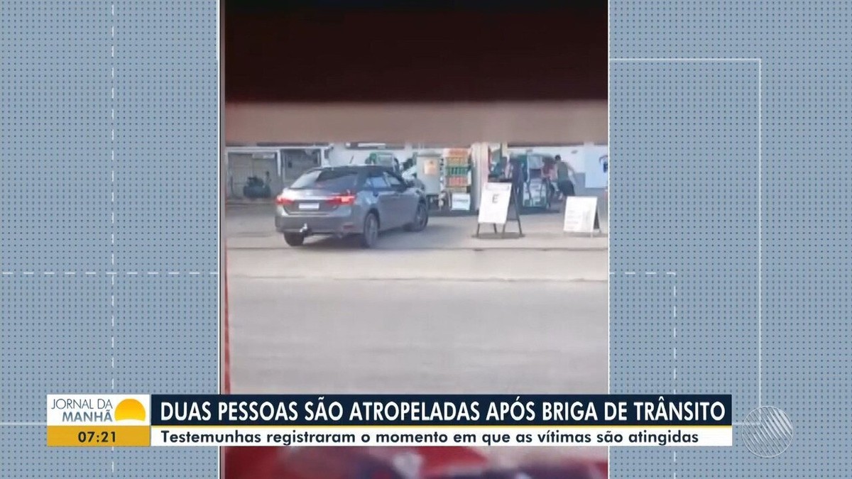 Discussão no trânsito termina dois homens atropelados na BA