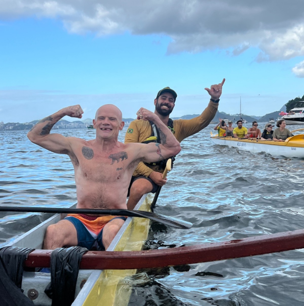 Flea Baixista Do Red Hot Chili Peppers Faz Aula De Canoa Polin Sia No Rio Rio De Janeiro G