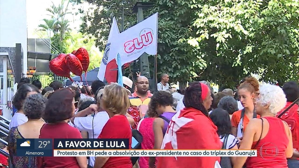 Grupo Faz Vig Lia Em Belo Horizonte Para Acompanhar Julgamento De