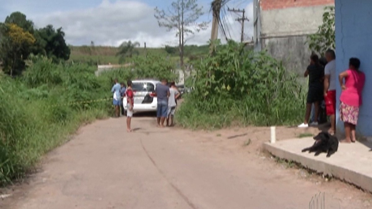 Corpo De Homem Encontrado Ca Do Perto De Tubula O Em Itaquaquecetuba