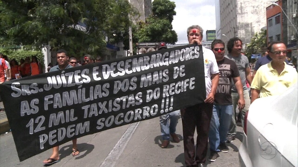 Taxistas Do Recife Realizam Carreata Para Protestar Contra Uber