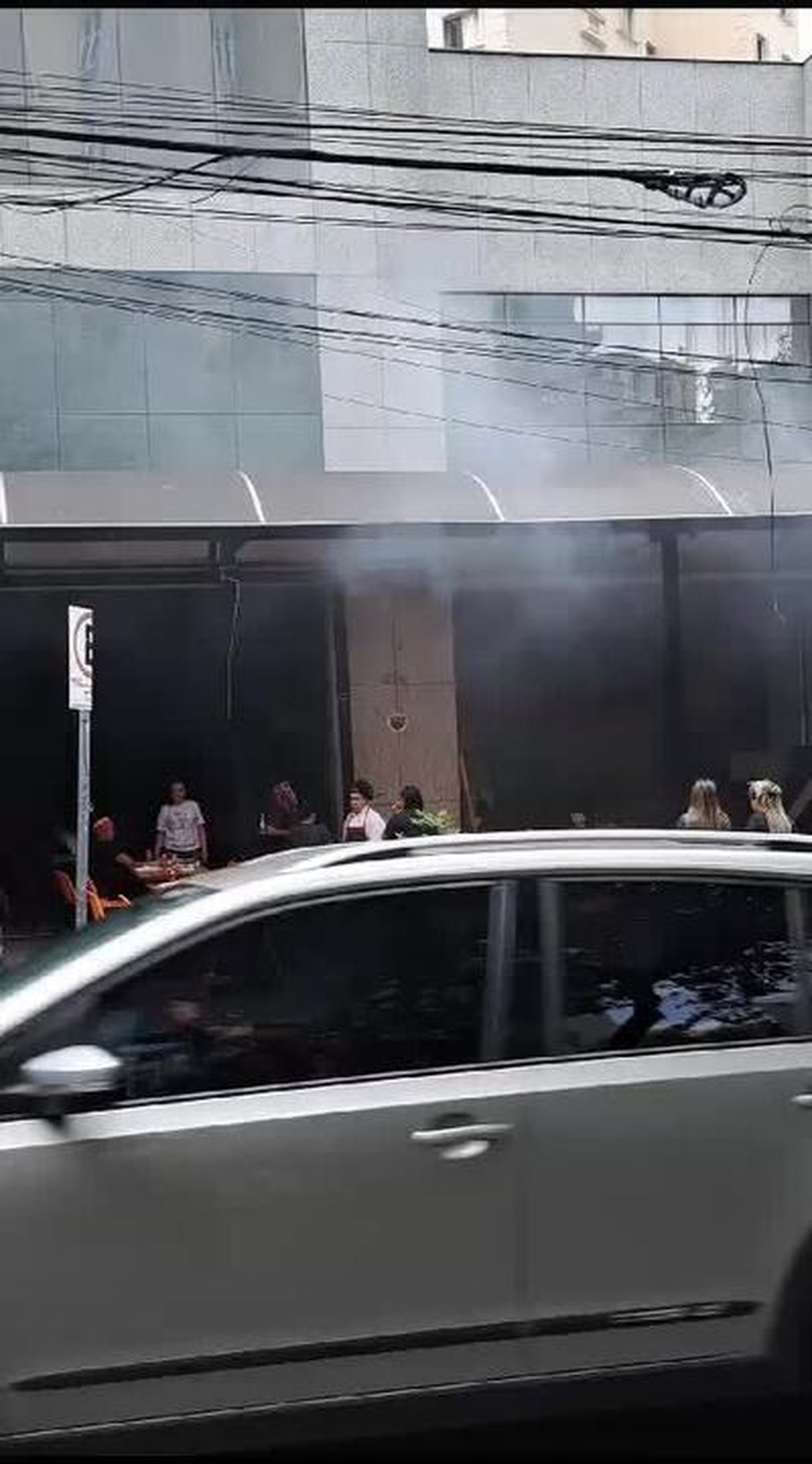 Restaurante Pega Fogo Em Rea Nobre De Belo Horizonte Ap S Incidente Na