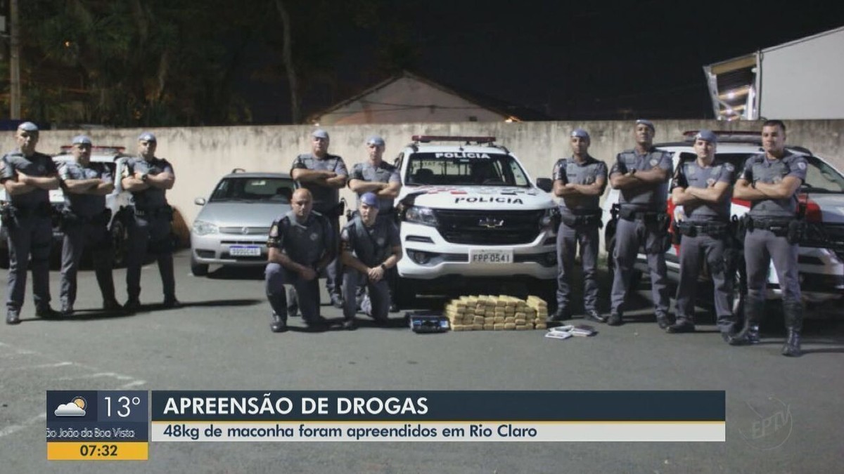 Força Tática da PM apreende 45 tijolos de maconha em Rio Claro São