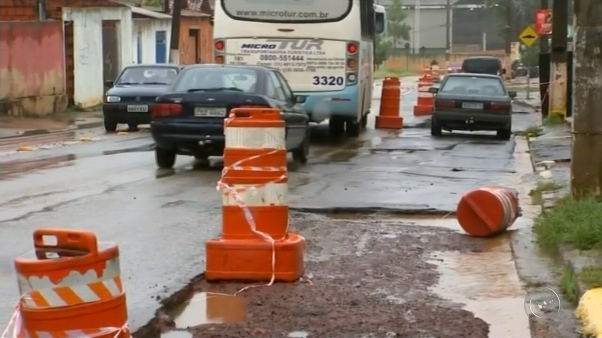 Forte chuva atinge Tatuí e deixa ruas alagadas Itapetininga e Região G1