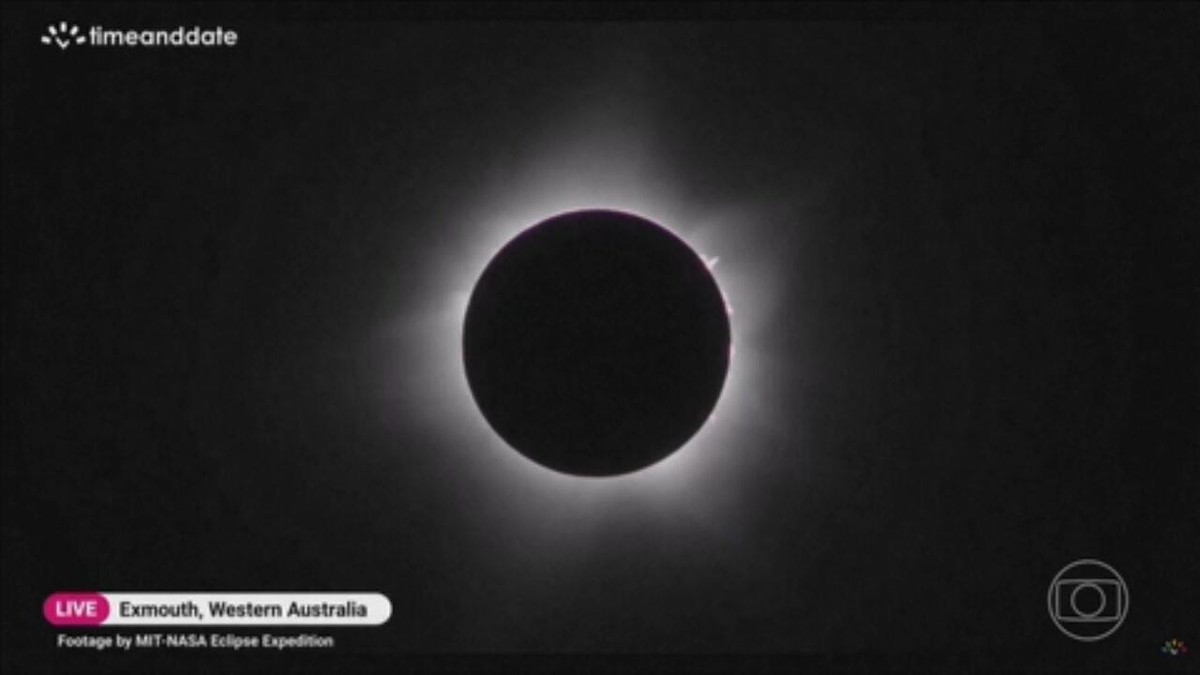 Lua E O Sol Produzem Um Fen Meno Raro O Eclipse Solar H Brido Jornal