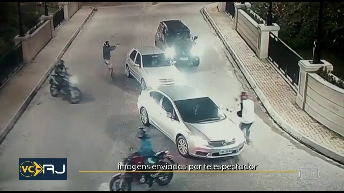 Motoristas S O Assaltados Em Arrast O Na Barra Da Tijuca Zona Oeste Do