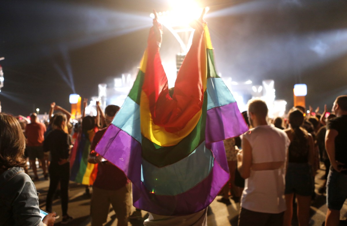 Cura Gay Oab Se Une A Conselho De Psicologia Em A O Contra Tratamento Distrito Federal G
