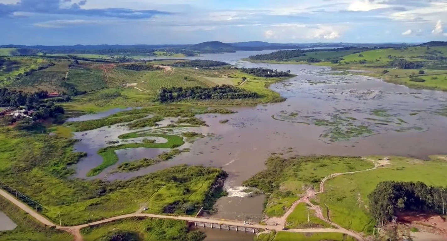 Após um ano e meio Lago de Furnas atinge cota mínima de 762 metros