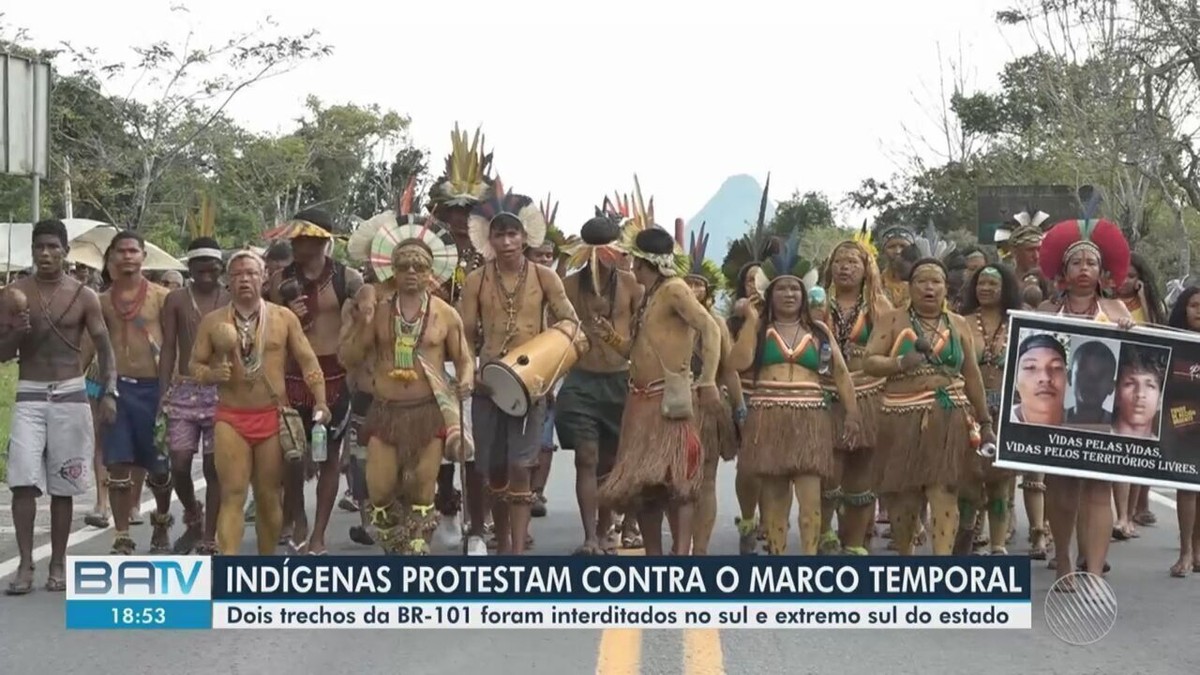 Em Protesto Contra O Marco Temporal Ind Genas Fecham Rodovia No