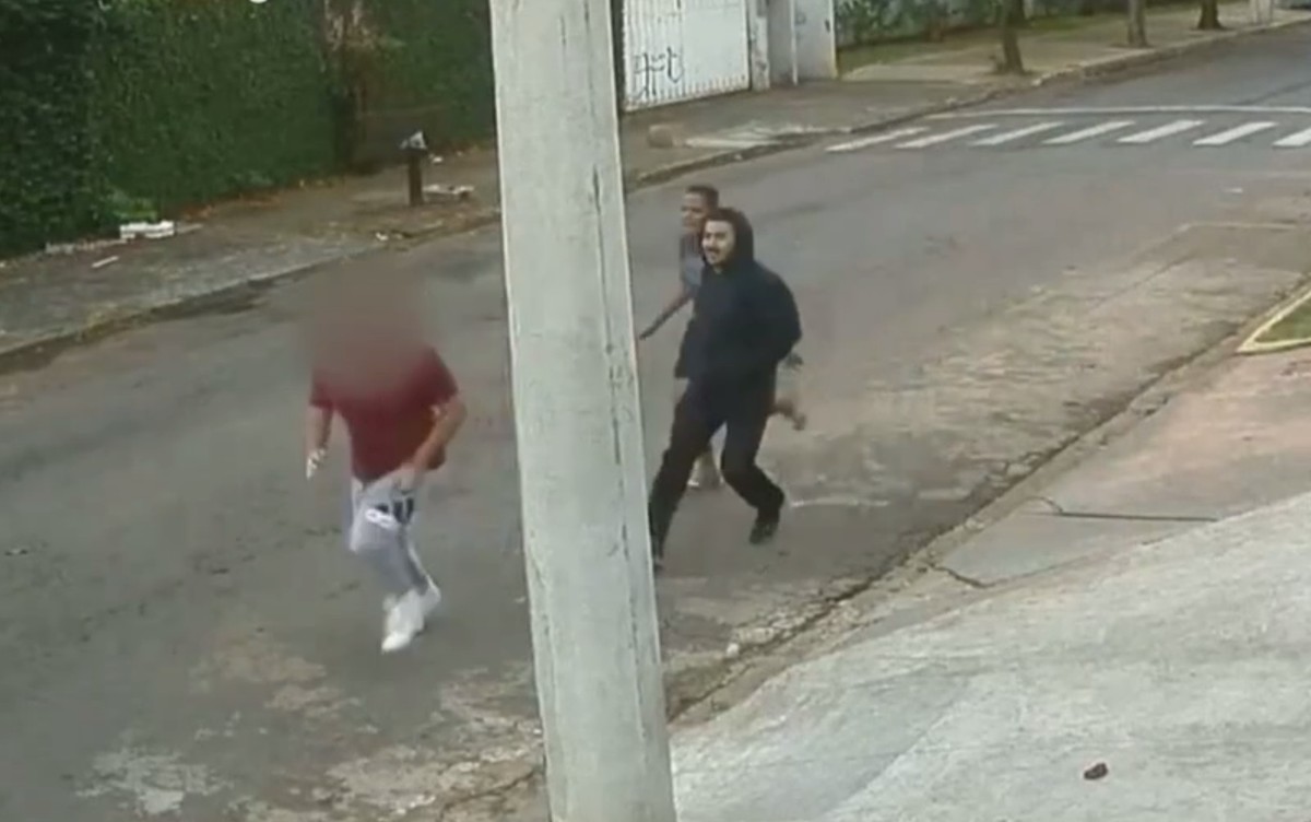 Estudantes Suspeitos De Agredir Jovem Por Ser Gay S O Soltos Em