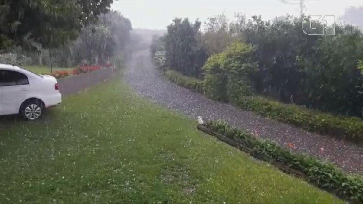 Granizo atinge cidades do interior do Rio Grande do Sul veja o vídeo