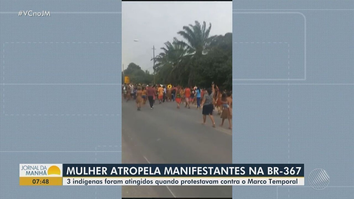 Mulher é presa após atropelar três indígenas durante protesto contra o