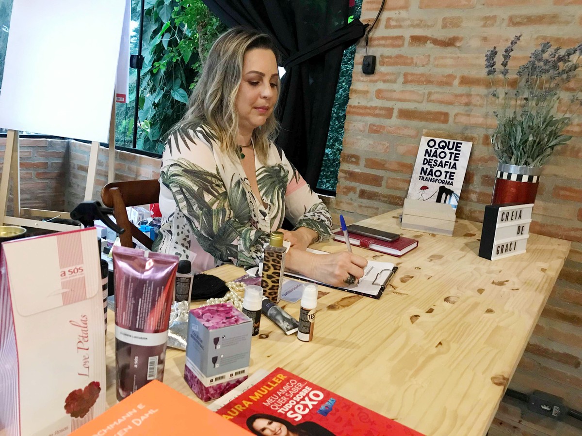 De Igreja Evang Lica A Clube Do Livro Sex Coach Rompe Barreiras E Amplia Debate Sobre
