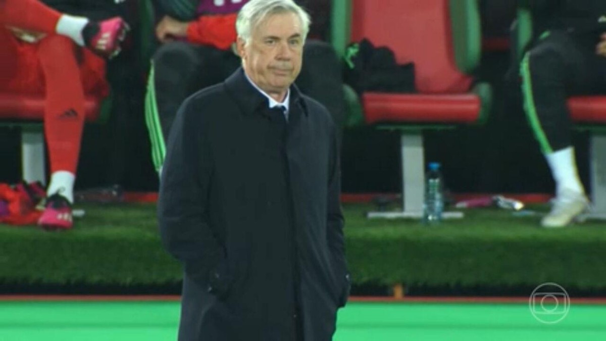 Cotado Para A Sele O Brasileira T Cnico Carlo Ancelotti Renova O