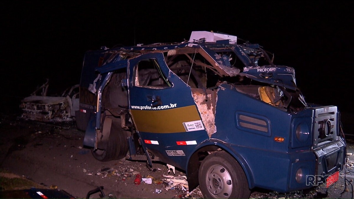 Assalto A Carro Forte Bloqueia A BR 277 Entre Curitiba E O Litoral Do