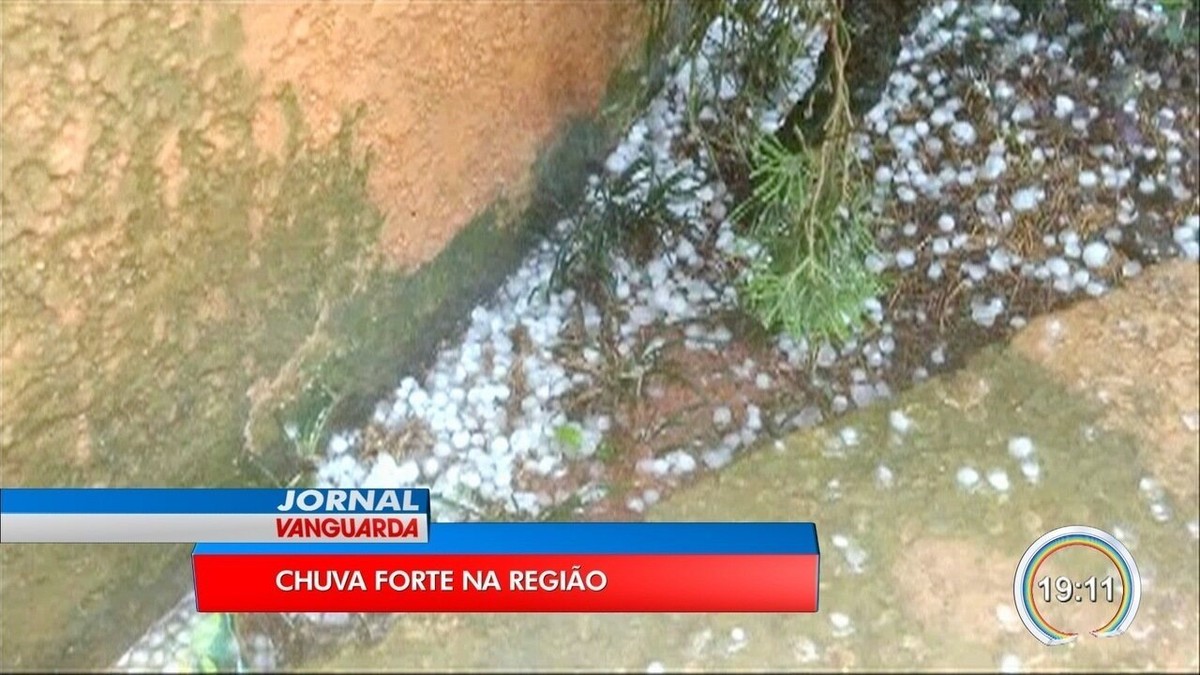 Temporal Causa Alagamentos E Estragos Em Taubat Veja Vale Do