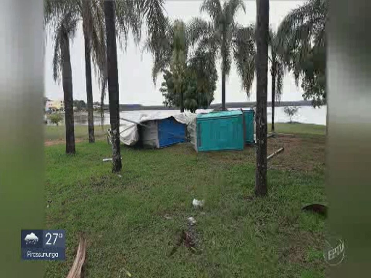 Fotos Chuva E Ventos Fortes Causam Estragos Na Represa Do Broa Em