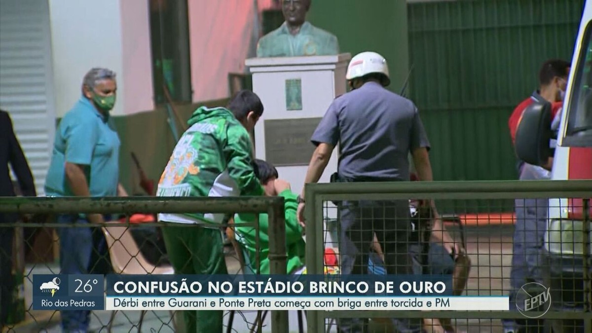 Torcedores do Guarani e Polícia Militar entram em confronto no estádio