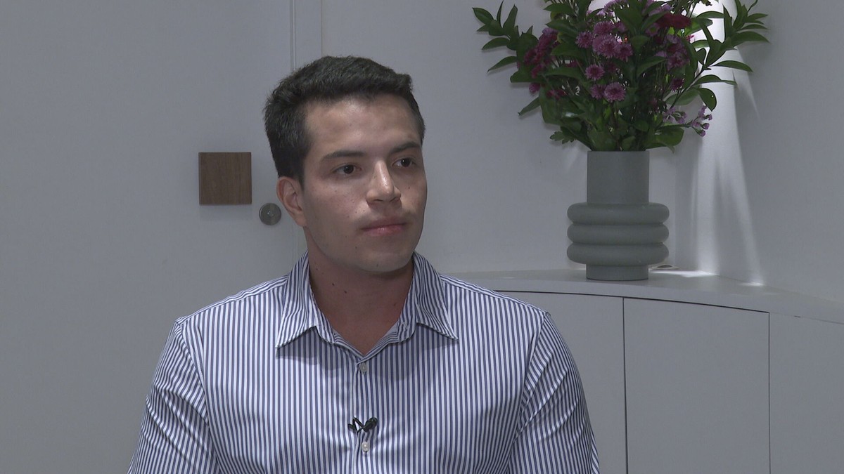 Gay N O Esc Ria Diz M Dico Impedido De Entrar Em Flat Alugado O Marido Dono Foi