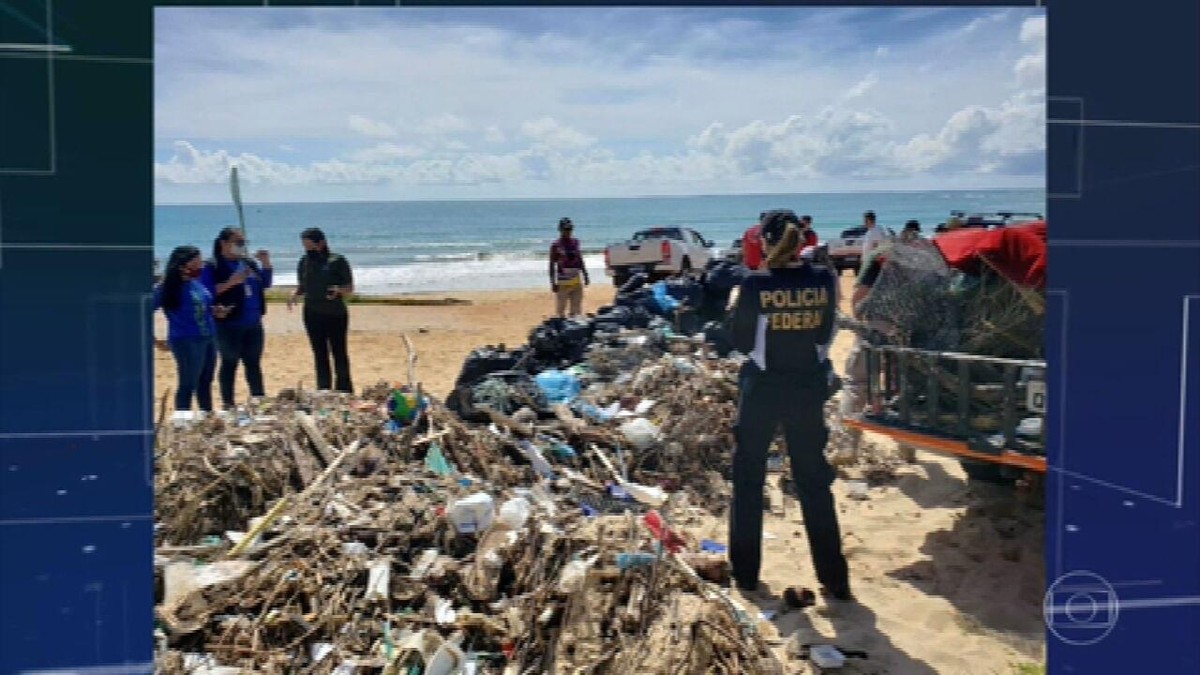 Agentes De Limpeza Retiram Pelo Menos 46 Toneladas De Lixo Em Praias Da