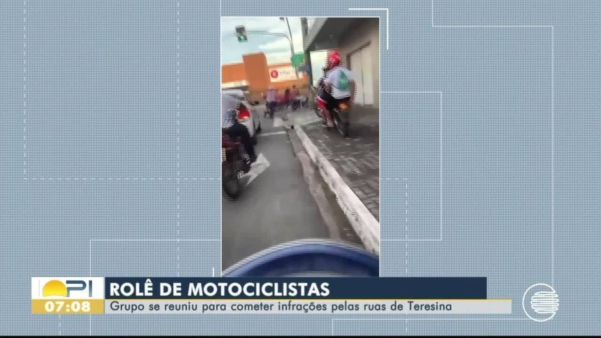 Polícia Militar apreende motocicletas usadas em rolezinho de Natal em