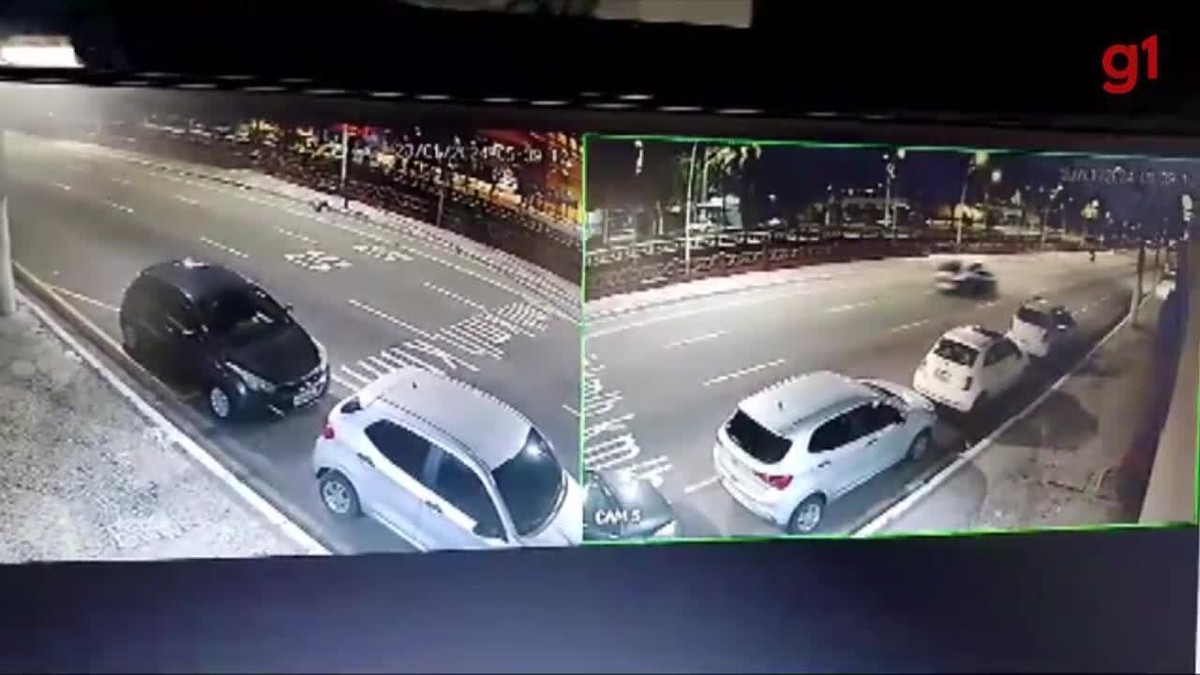 Homem Atropelado E Arremessado Enquanto Corria Em Bel M Motorista