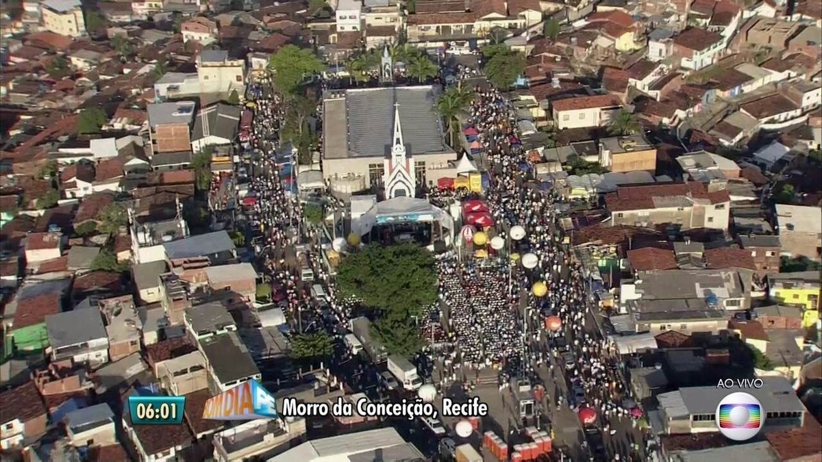 Festa do Morro da Conceição recebe milhares de fiéis nesta quinta