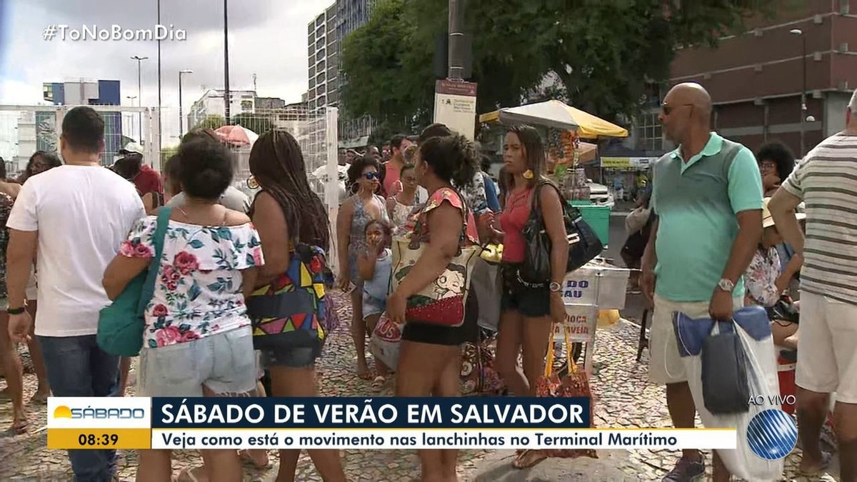 Travessia Salvador Mar Grande tem movimento intenso e saídas a cada