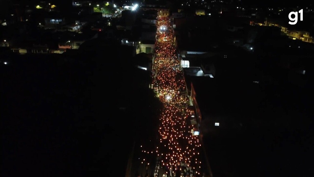 Prociss O Do Fogar U Re Ne Multid O E Ilumina Ruas De Serrinha Na Ba