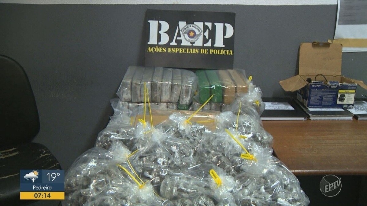 Polícia Militar apreende drogas e munições para fuzil em imóvel de