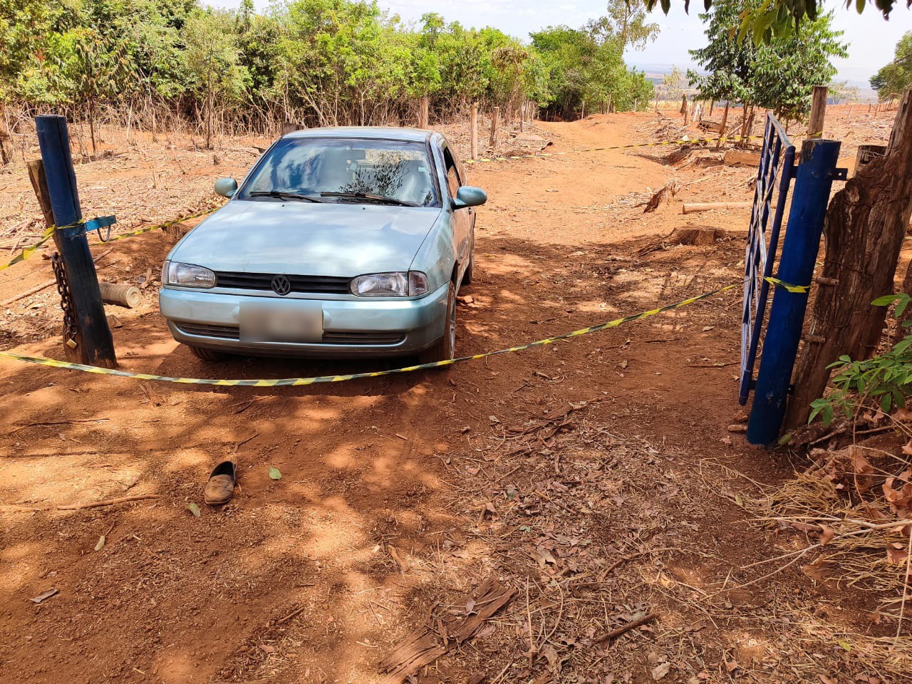 Idoso Desce Para Abrir Porteira E Morre Atropelado Pelo Pr Prio Carro