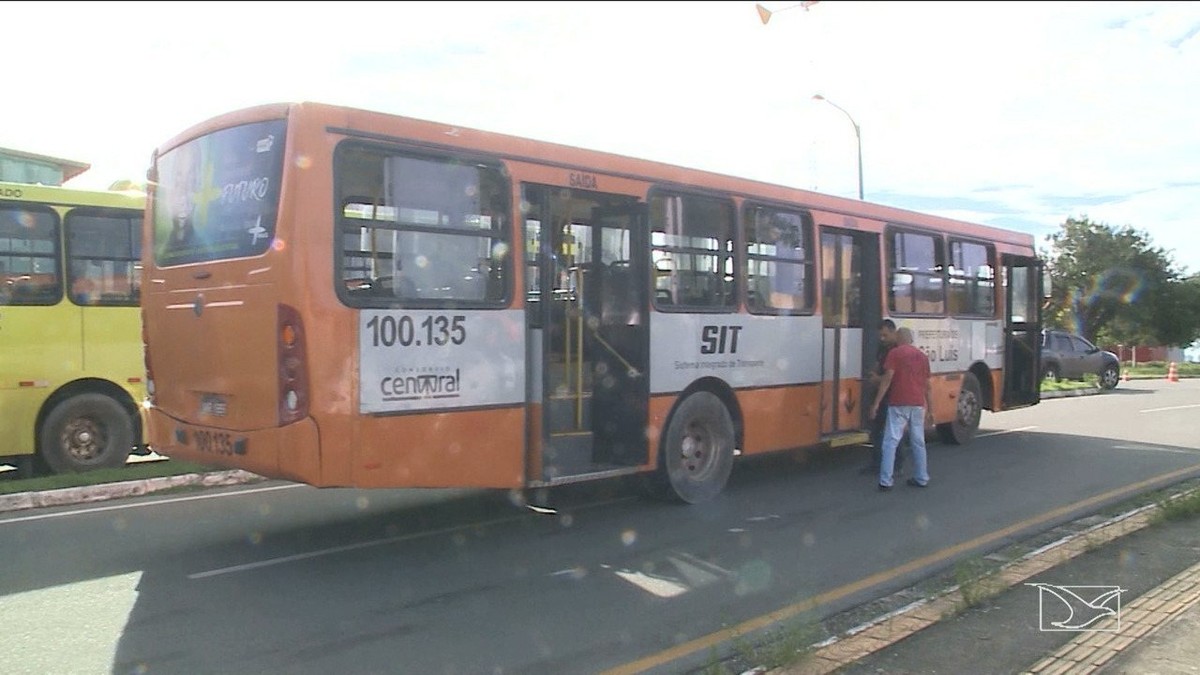 Idosa morre atropelada por ônibus dentro da UFMA em São Luís Maranhão