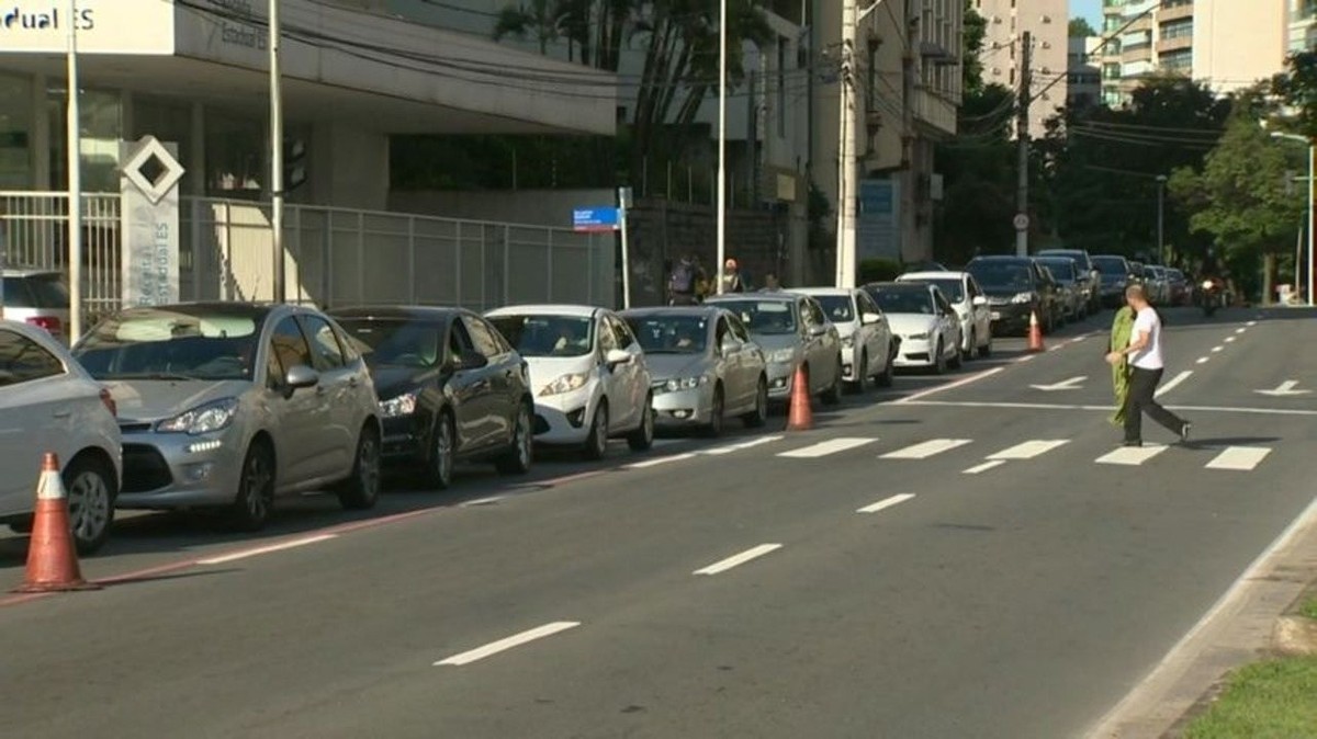 Greve Dos Caminhoneiros Chega Ao Dia Aeroporto De Vit Ria