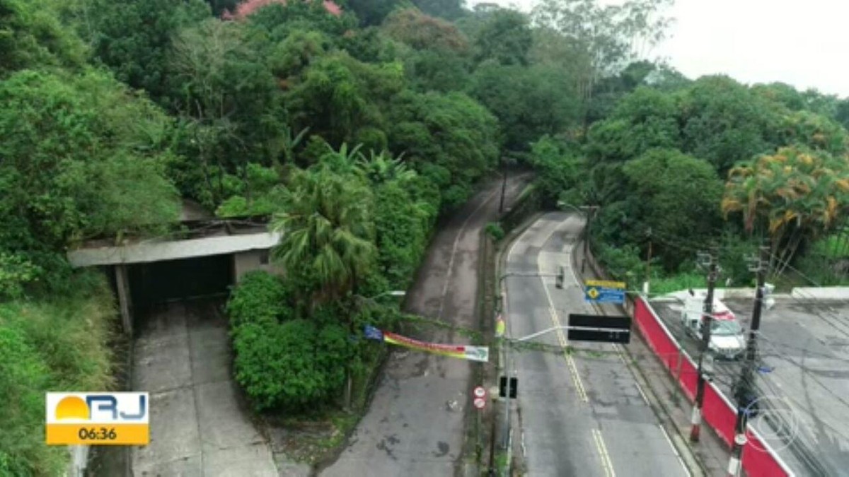 Estrada Dona Castorina No Alto Da Boa Vista Reabre Para Carros E