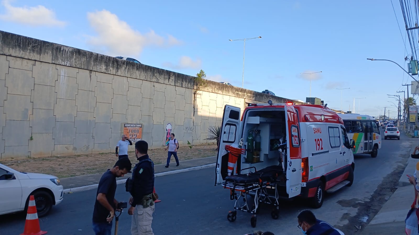 Homem Atropelado Por Nibus Em Faixa De Pedestre Na Marginal Da Br