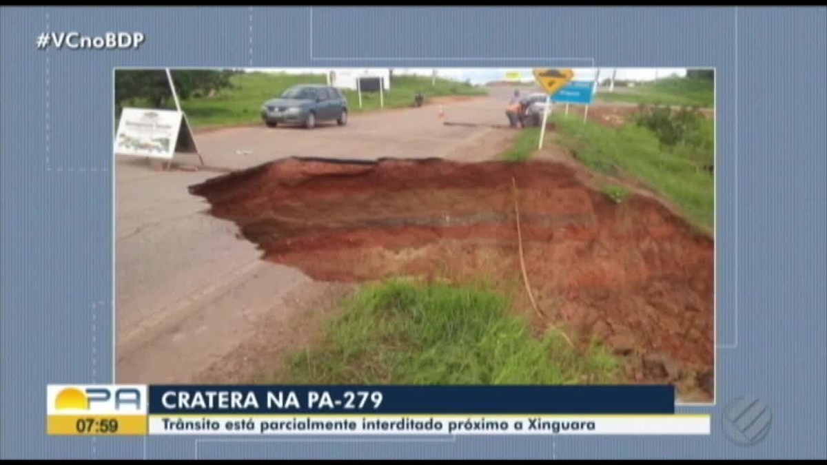 Fortes chuvas abrem cratera na PA 279 no sul do Pará Pará G1