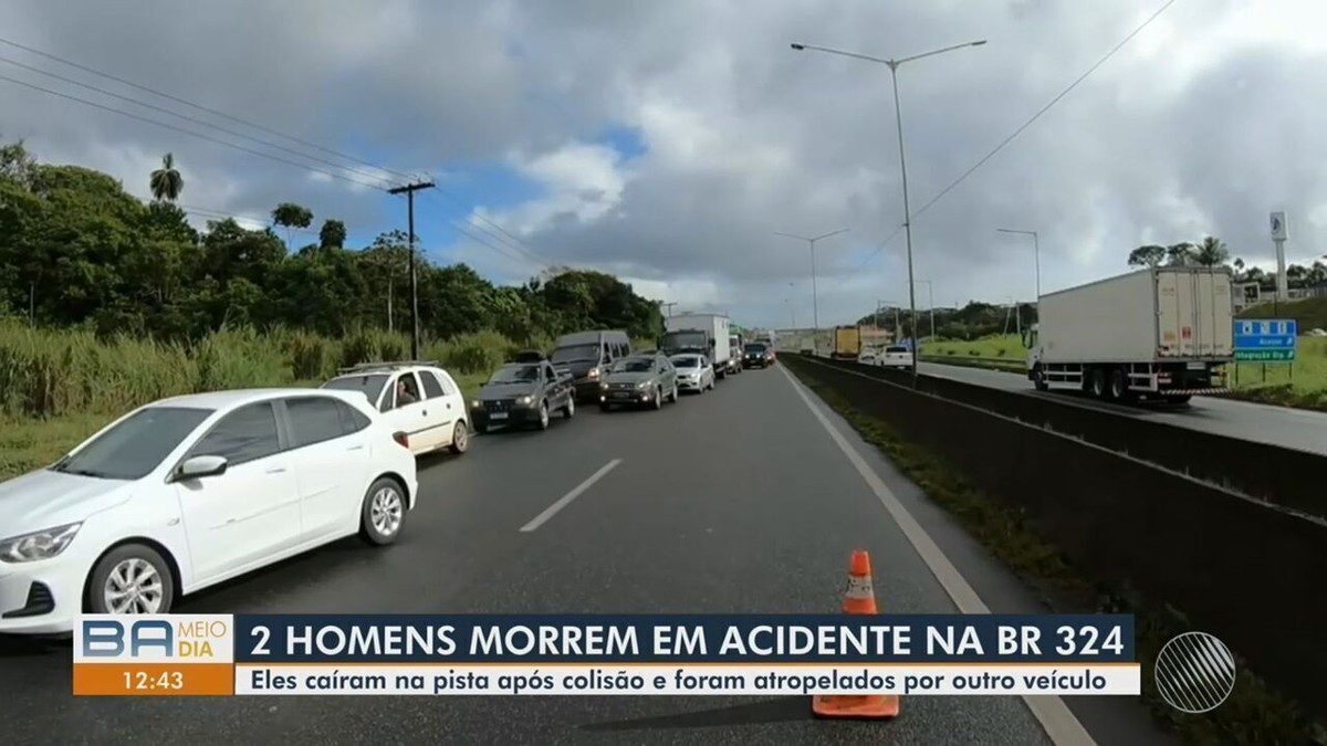 Dois Homens Morrem Ap S Bater Moto Em Carro Na Br V Timas Foram