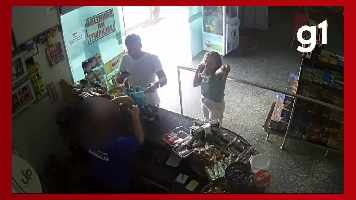 V Deo M E E Filho Procurados Por Matar Idosos Compraram Bebidas