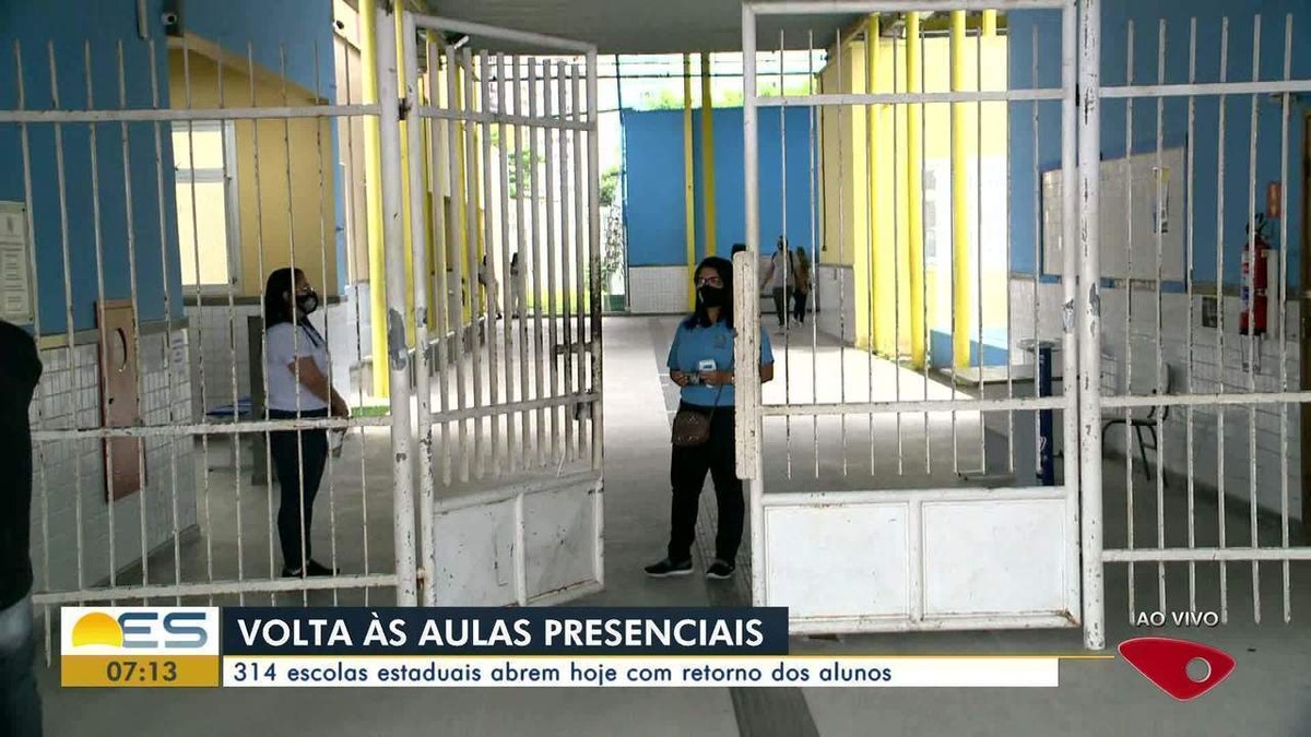 Aulas presenciais são retomadas na rede estadual do ES Espírito Santo