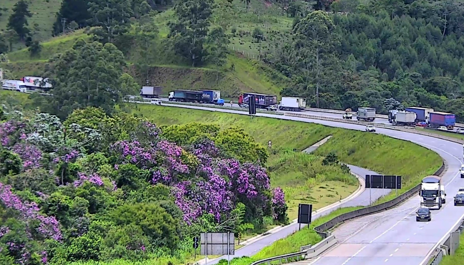 Rodovia Dom Pedro I Totalmente Liberada Ap S H De Interdi O Por