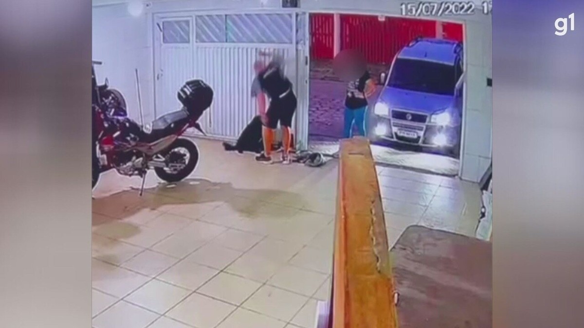 Homem é preso após espancar cachorro manter a ex esposa em cárcere