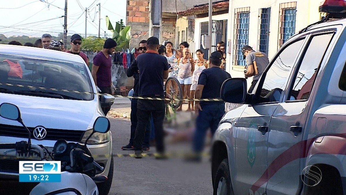 Homem é morto a tiros em Aracaju Sergipe G1